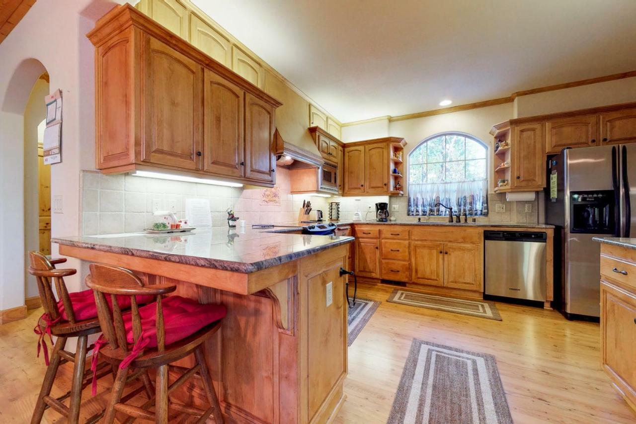 New England Cottage Shaver Lake Luaran gambar